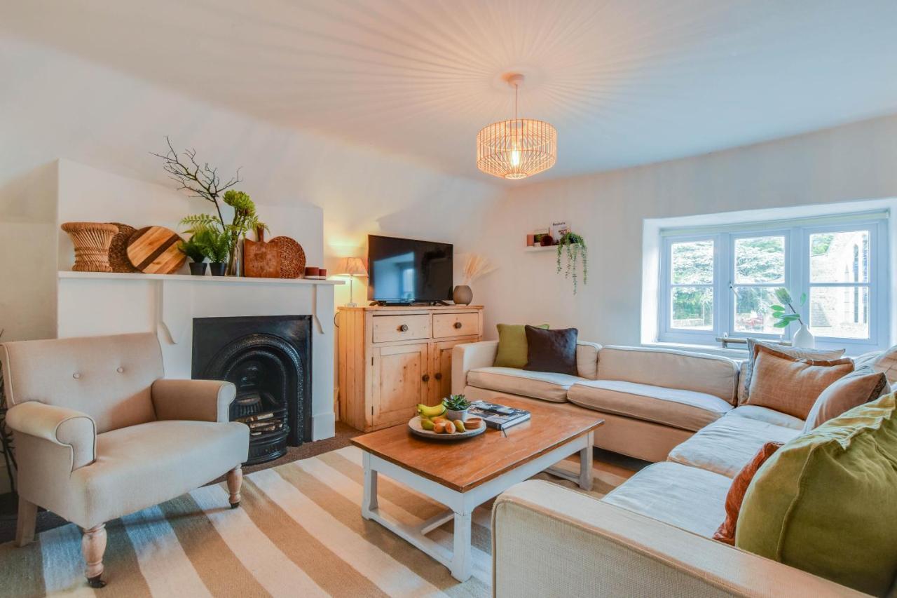 사우스 체르니 The Nook, Newly Available Relaxed 2 Bed, Cotswolds 아파트 외부 사진